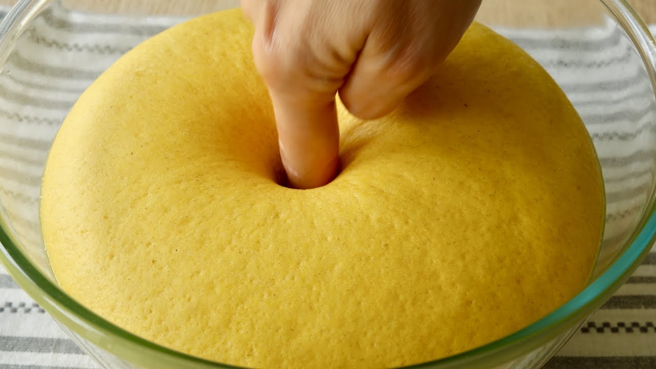 Mix flour with pumpkin and you will thank me for this amazing bread recipe! [Vegan, No Oven]