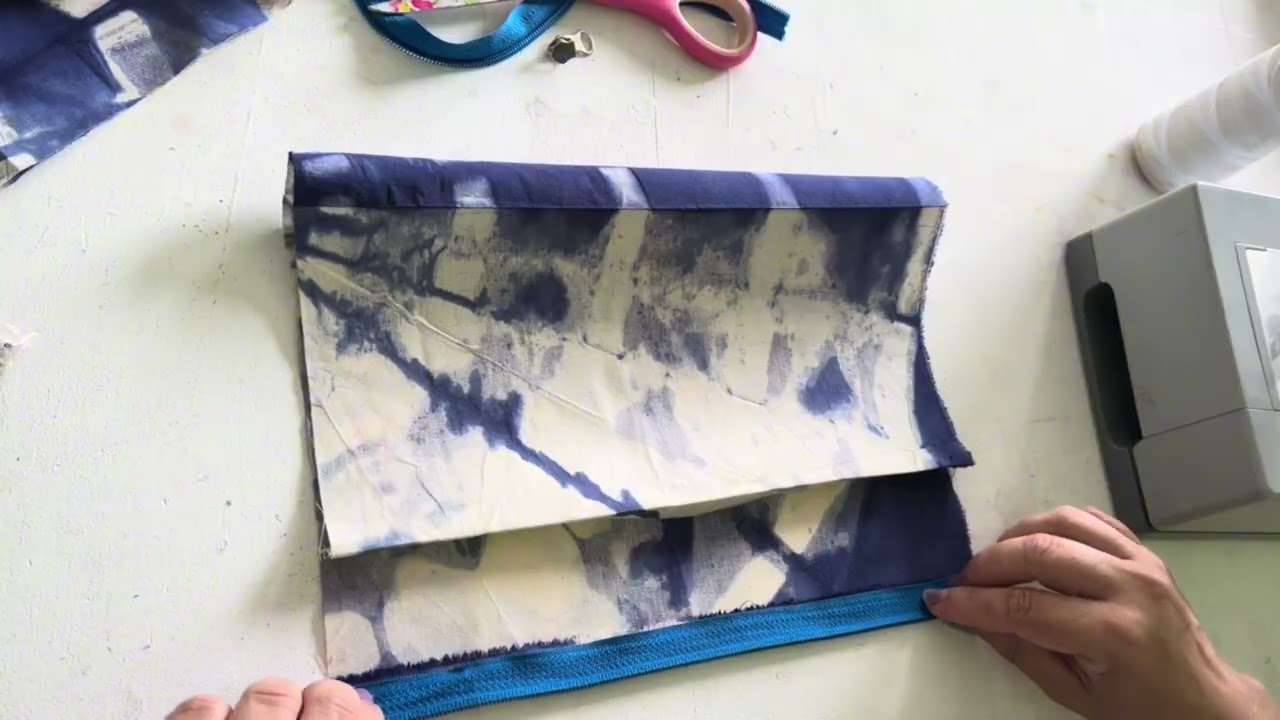 Cosiendo estuche con shibori