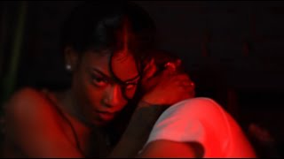Like An Oreo (Official Video) screenshot 1