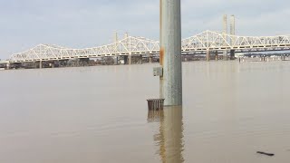 The louisville Kentucky Ohio river flooding of 2018 clips and pics!