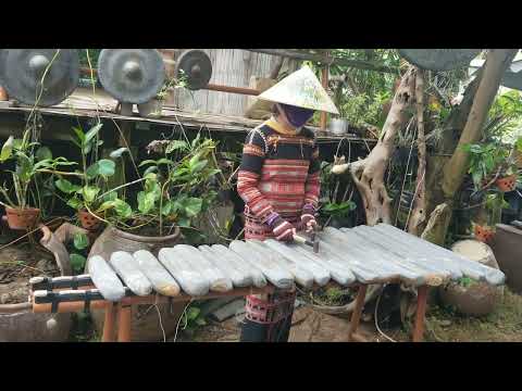 Video Rồi tới luôn @ đàn đá tại Phú Yên - youtube