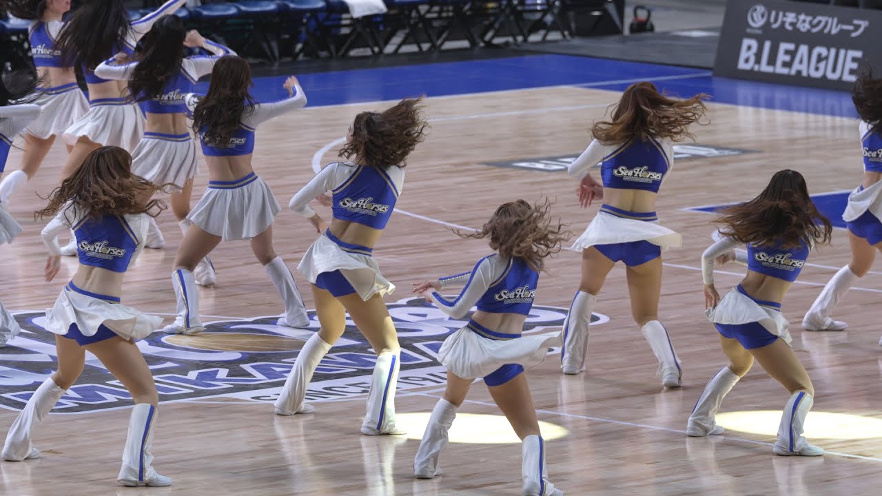 Cute & Beautiful, Blue & White スーパーガールズ2025 素晴らしいパフォーマンス! Super Girls ...