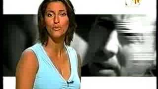 Kristina Bozilovic Met Strakblauw Decolleté Op Mtv