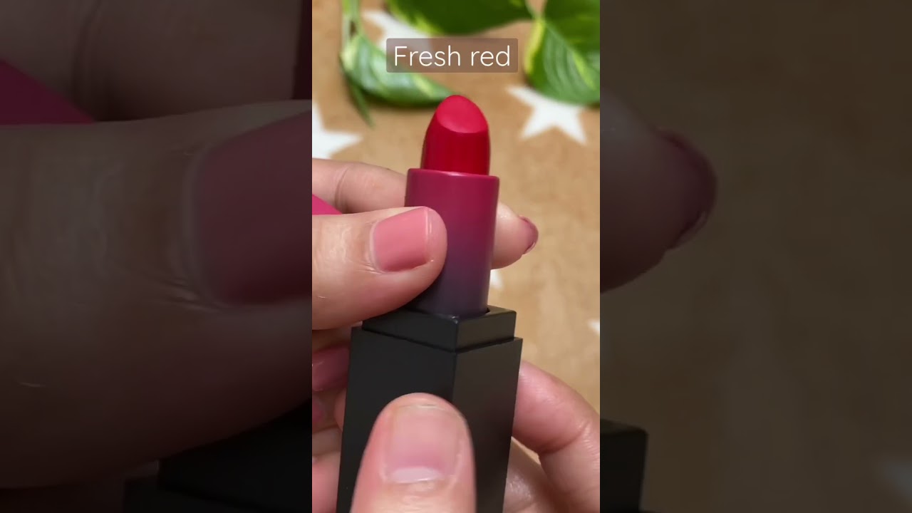 This shade from Swiss beauty HD Matt lipstick range is 💋😍 