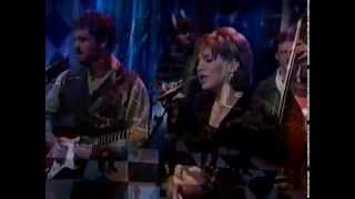 Watch Alison Krauss Moments Like This video