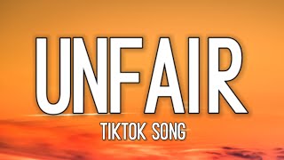 The Neighborhood - Unfair (Lyrics) Resimi