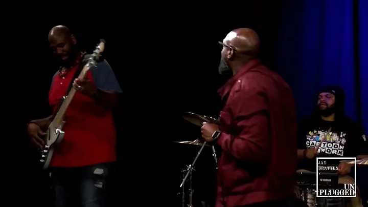 DETV'S UNPLUGGED