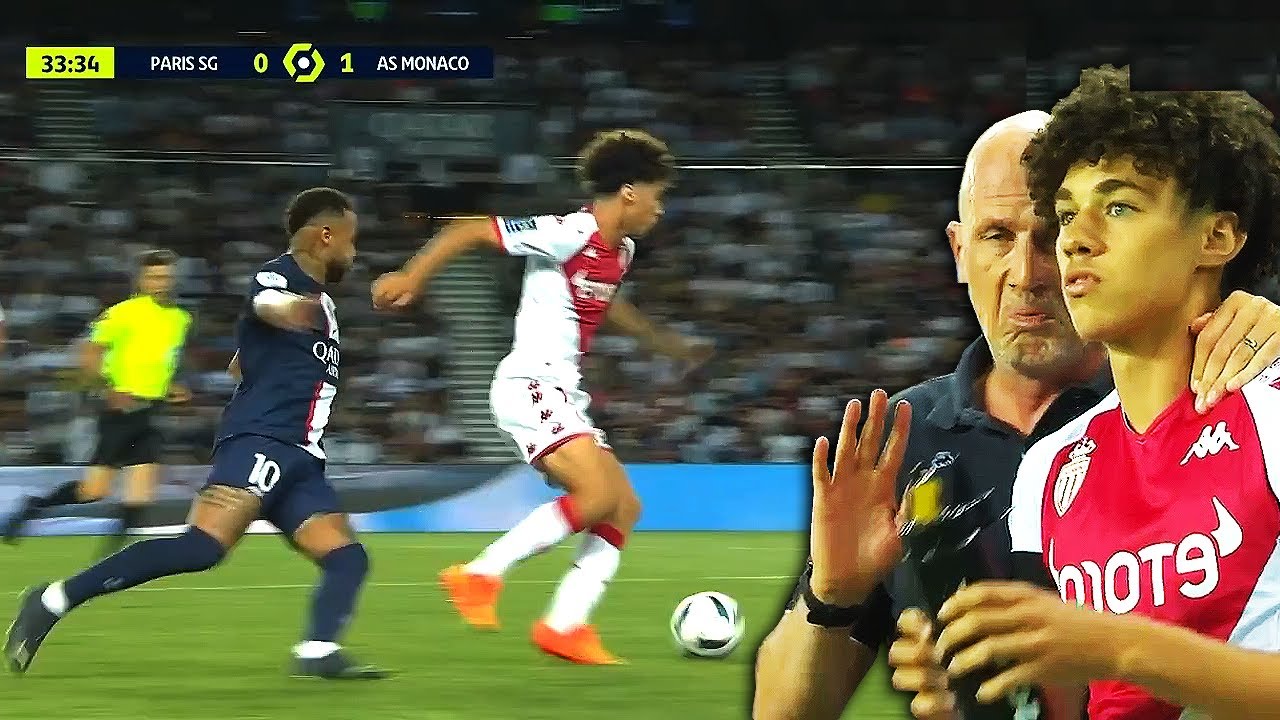 HOW did Maghnes Akliouche play vs PSG?