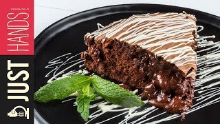 Molten chocolate hazelnut cake | akis ...