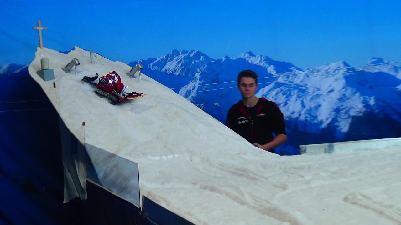 RC Snow Party Snow Mobiles Pistenraupen Ratrac Pistenbully