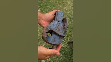 Unboxing a vintage and rare vise : Record No.0 England #tools #shorts