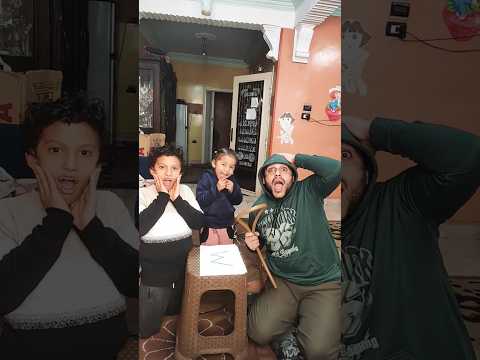 الطالب والأستاذة 