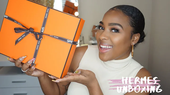 Hermès Unboxing | Oran Sandals in White/Blanc First Impressions