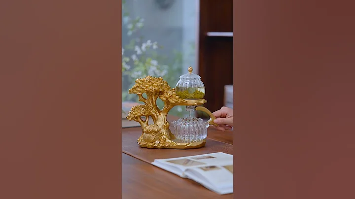 太多的毒雞湯告訴妳，妳想要的歲月都會給妳，可它沒告訴妳，妳如果不努力的幹，歲月憑什麼給妳？#召喚茶友 #喝茶 - 天天要聞