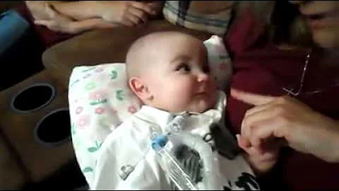 Tammy singing 'You Are My Sunshine' to Autumn