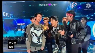 BTS won Favorite pop duo or GROUP Award , at AMA 💜