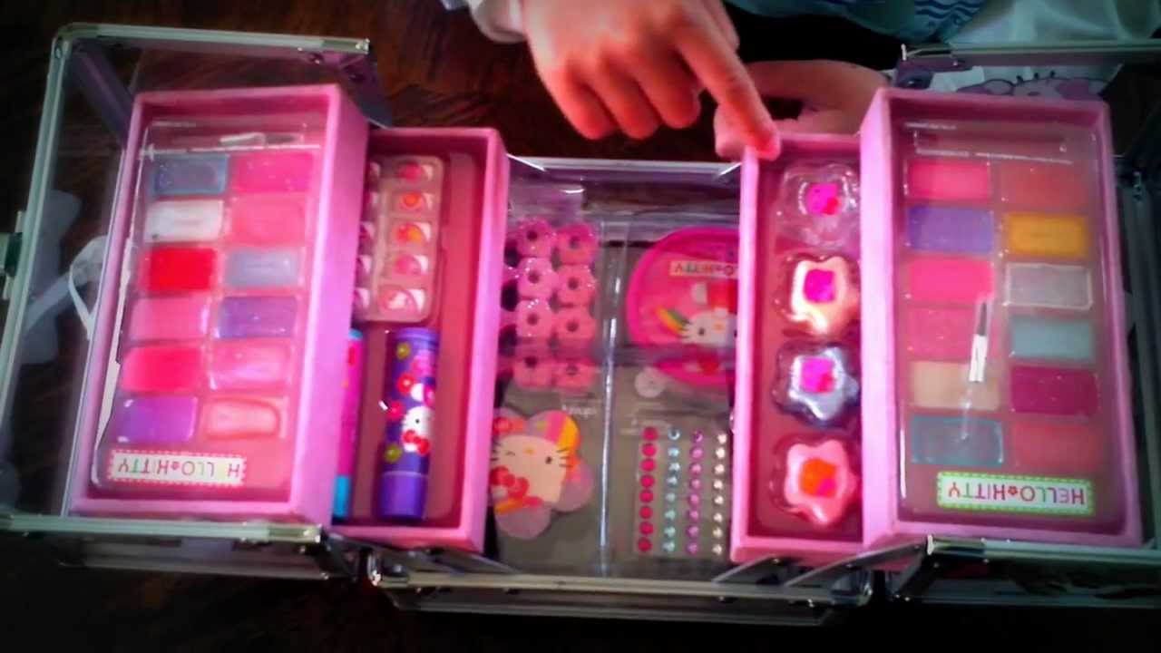 Hello Kitty Make Up Kit - YouTube