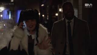 NCIS  - 15x21 Abby et Reeves vont au restaurant et se font tirer dessus