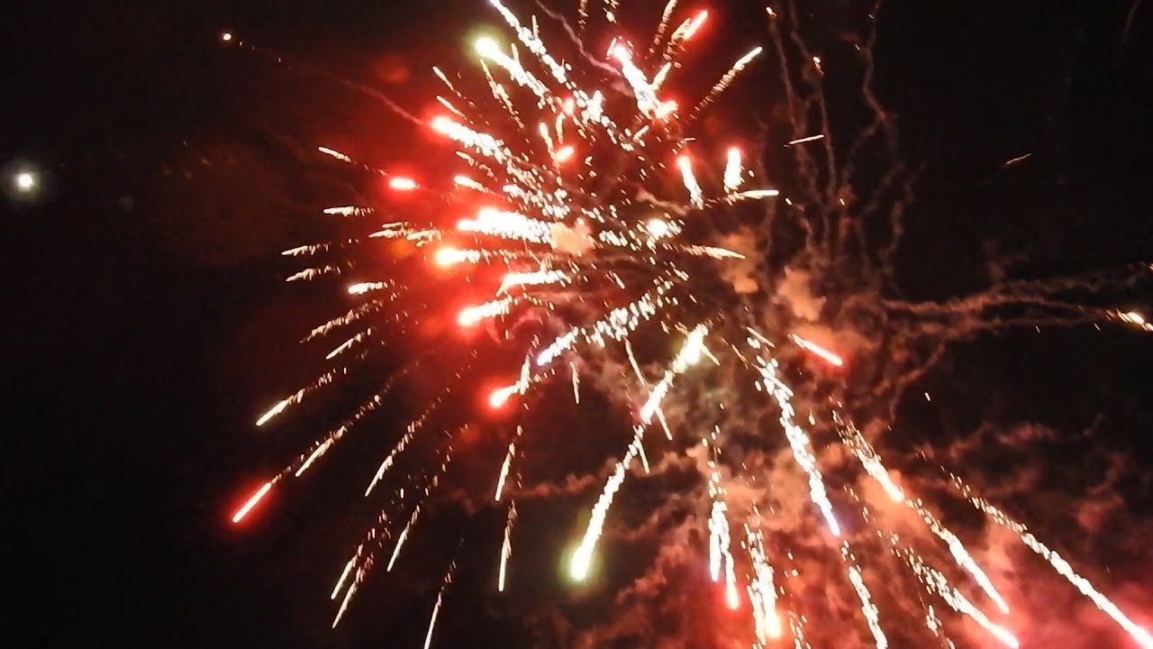 Backyard fireworks 2 | funny kids screaming - YouTube
