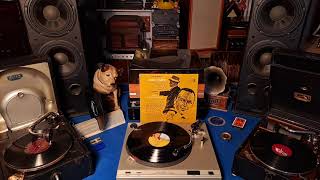 Somethin' Stupid. Frank & Nancy Sinatra LP Record. Accusound DL-890 Hi-Fi Speakers.