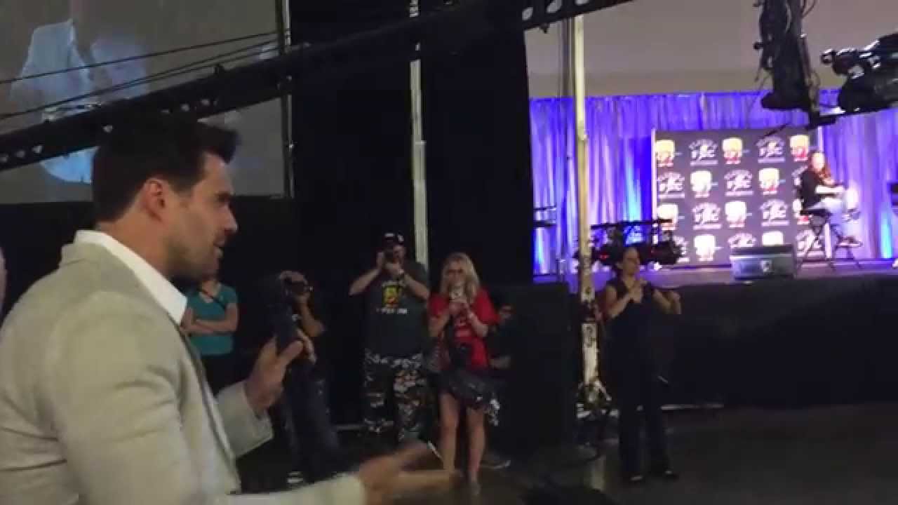 Brett Dalton crashes Hayley Atwell's Panel - FLORIDA SUPERCON