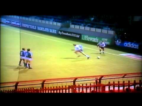 Luton Town 1-1 Southampton LCQF Hill 18th Jan 1989.MP4