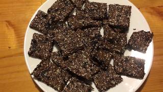 Льняные хлебцы (сыроедческие) с морской капустой, Семенами Чиа и Кунжутом. Льняные хлебцы (сыроедческие) с морской капустой, Семенами Чиа и Кунжутом.