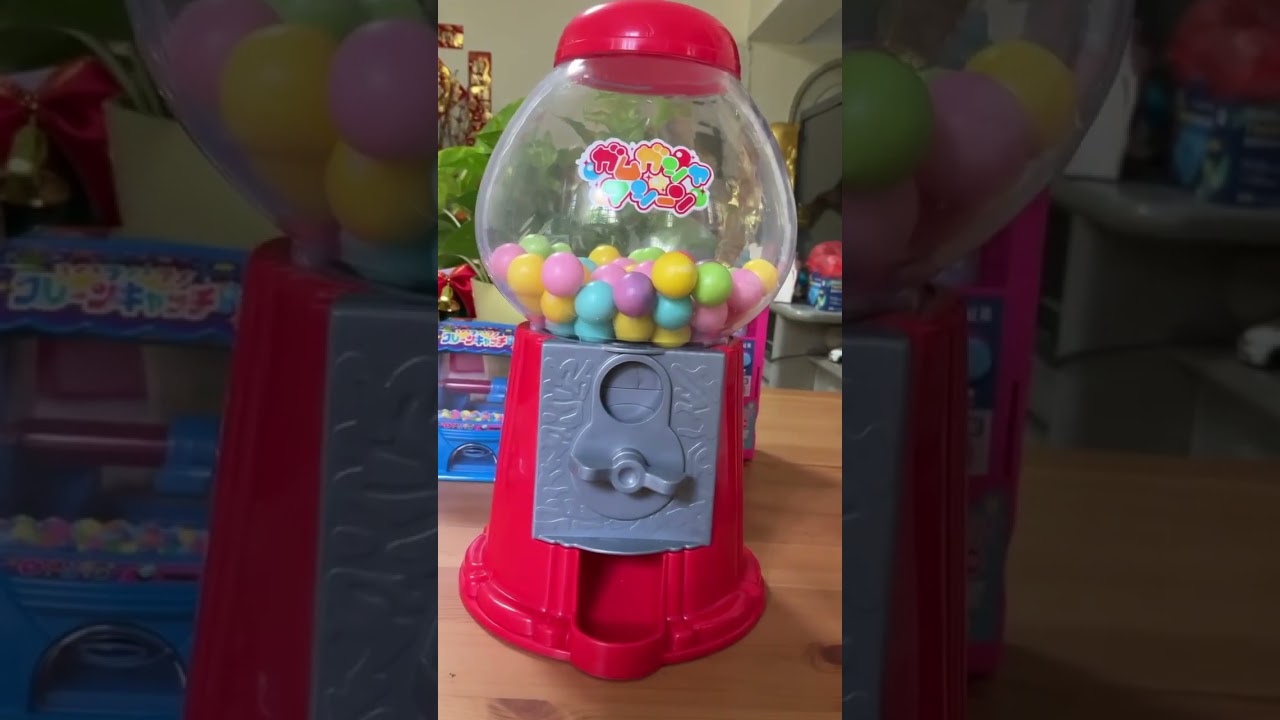 RED GIANT GUMBALL MACHINE 🐼16🌝⛽️🌈#gumballmachine #shorts #asmr