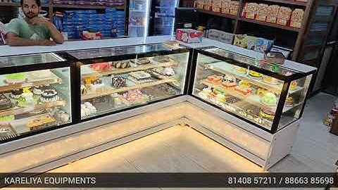 Bakery display counter