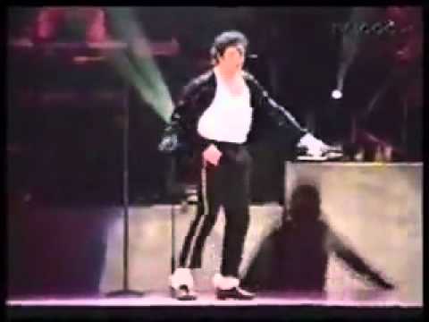 Michael Jackson - Ay Yürüyüşü (Moon Walk)
