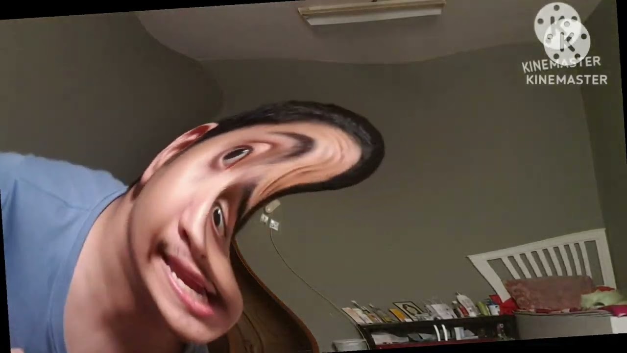 Gummy Bear klaskyklaskyklaskyklaskyklasky Logo in 1000 Flutes