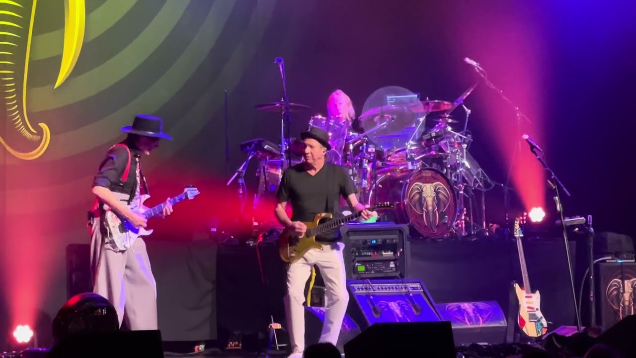 BEAT (King Crimson) - Larks Tongue’s in Aspic (Pt III) • 2024-12-08 • Kings Theatre, Brooklyn, NY 4K