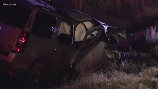 3 dead, including child, after head-on crash in Liberty County