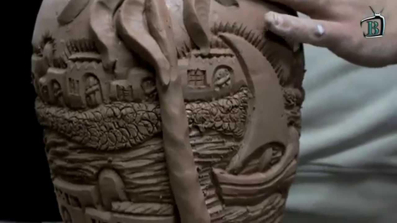 الطين ينطق بفن التراث الشعبي المصري