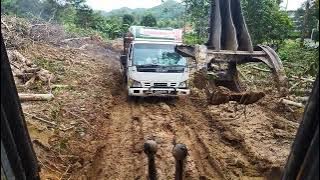 kerja kayu getah balak malaysia ..musim hujan ngeri bossque