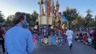 LIVE Disneyland Hurricane Hilary Watch Party Wondrous Journeys Fireworks Rides  World of Color