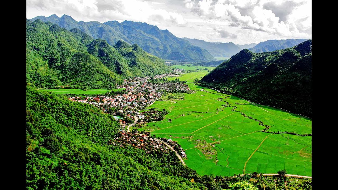 Vietnam Ecotourism - Mai Chau Valley - new hot spot for adventure
