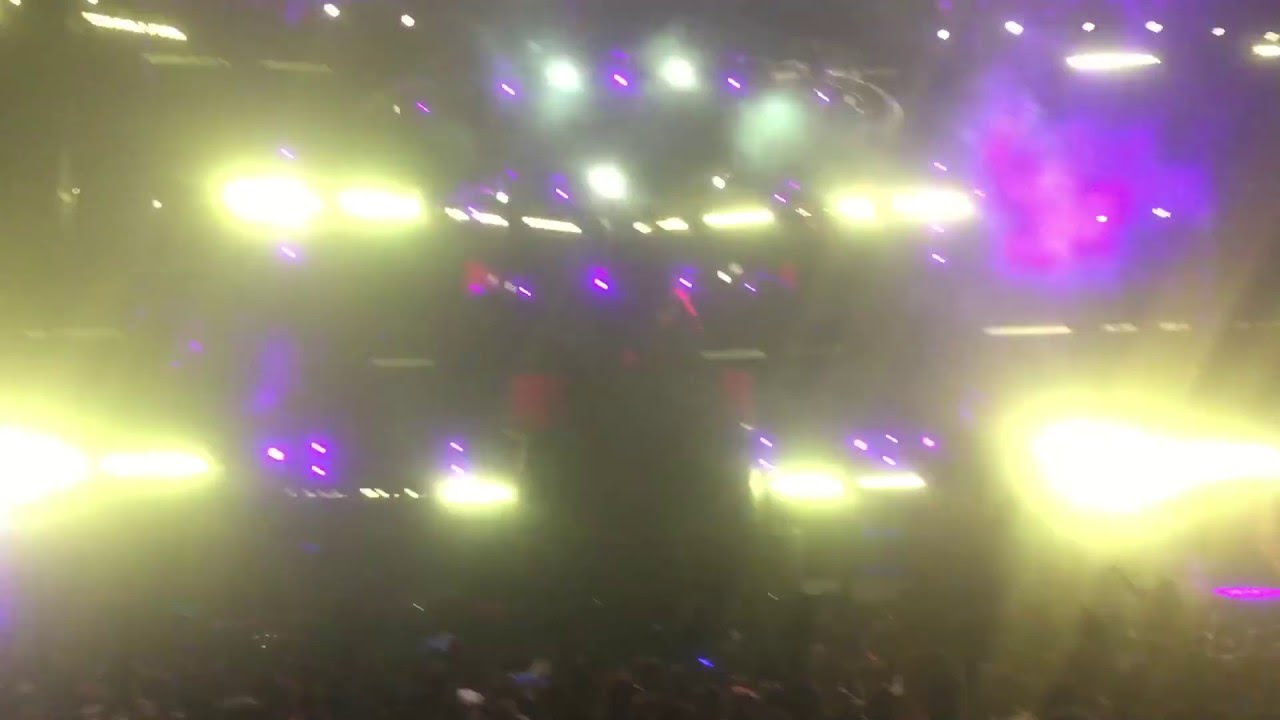 Where Are Ü Now with Justin Bieber (Marshmello Remix)[Skrillex Flip] Live @ Paradiso 2015