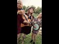 Hillary Klug and Friends - Will the Circle Be Unbroken