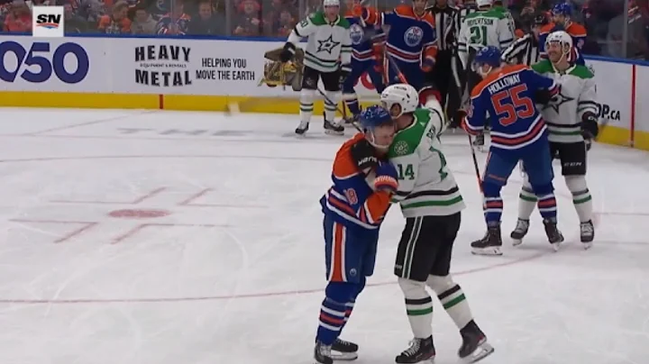 Jamie Benn Trolls Zach Hyman During Play Stoppage