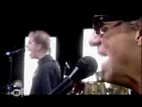 The Offspring - Want You Bad (Live)