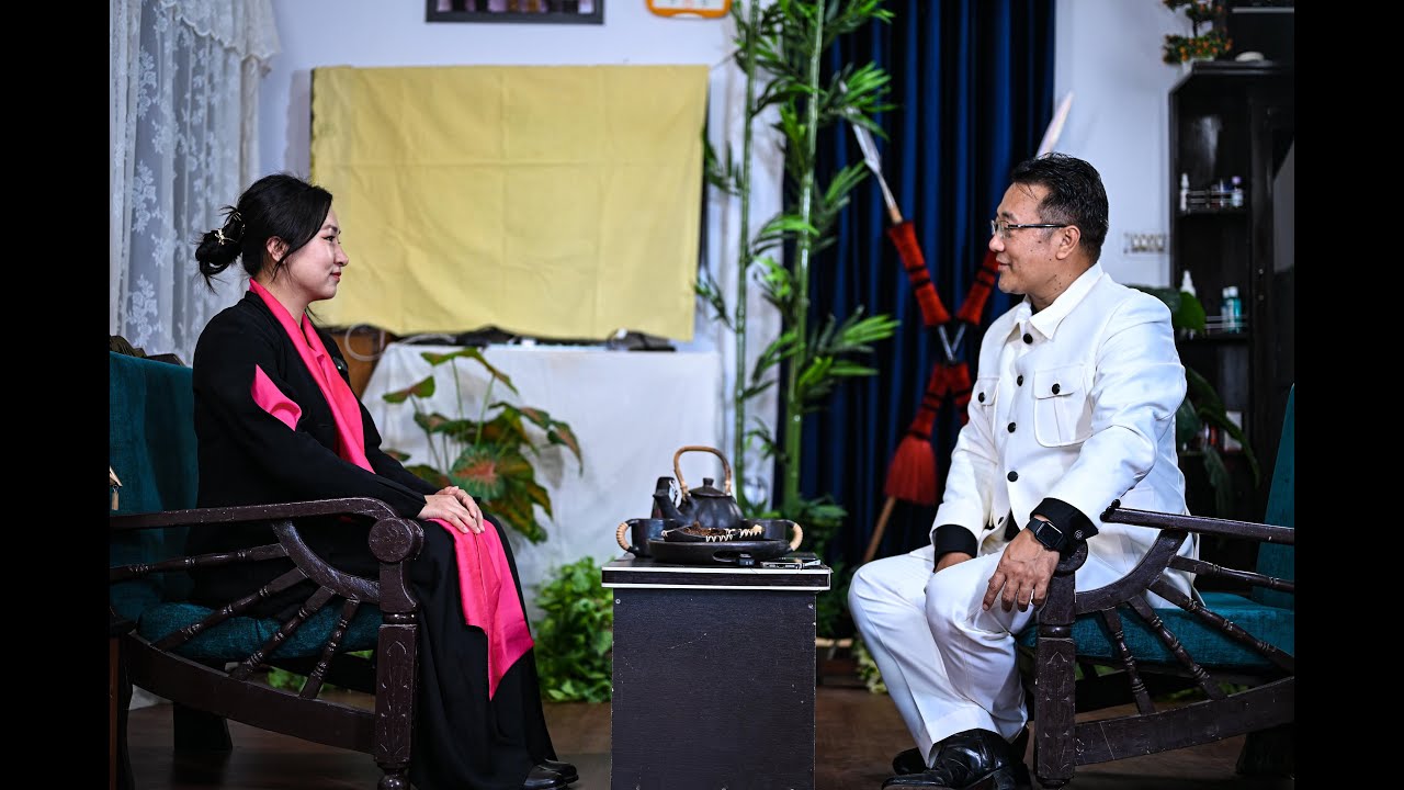 Na Advocate akhana kathada Youtuber sada khalei khala?