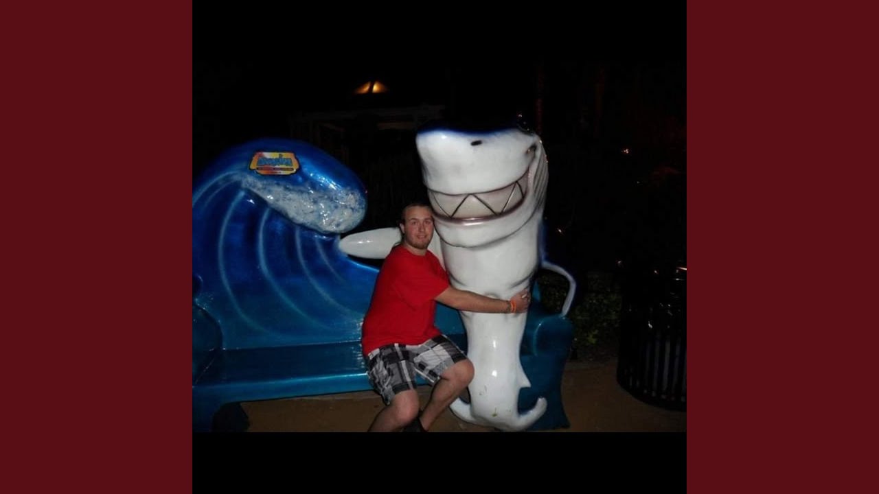 Make A Move adlı videoyu YouTube'da izle Make A Move adlı videoyu YouTube'da izle