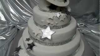 FRESCO FOODS CREATES A STAR STUDDED 4 TIER WEDDING CAKE