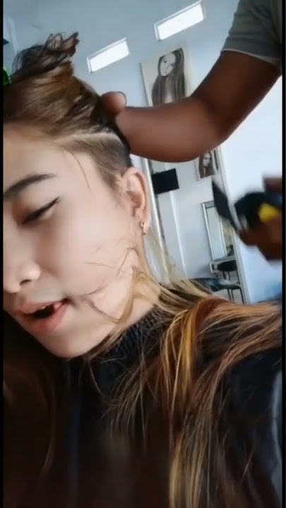 Cewek cantik potong undercut #tiktok