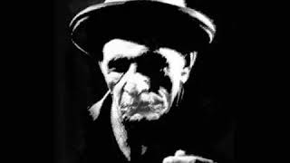 Güzelliğin On Paretmez Coveraşık Veysel Şatıroğlu