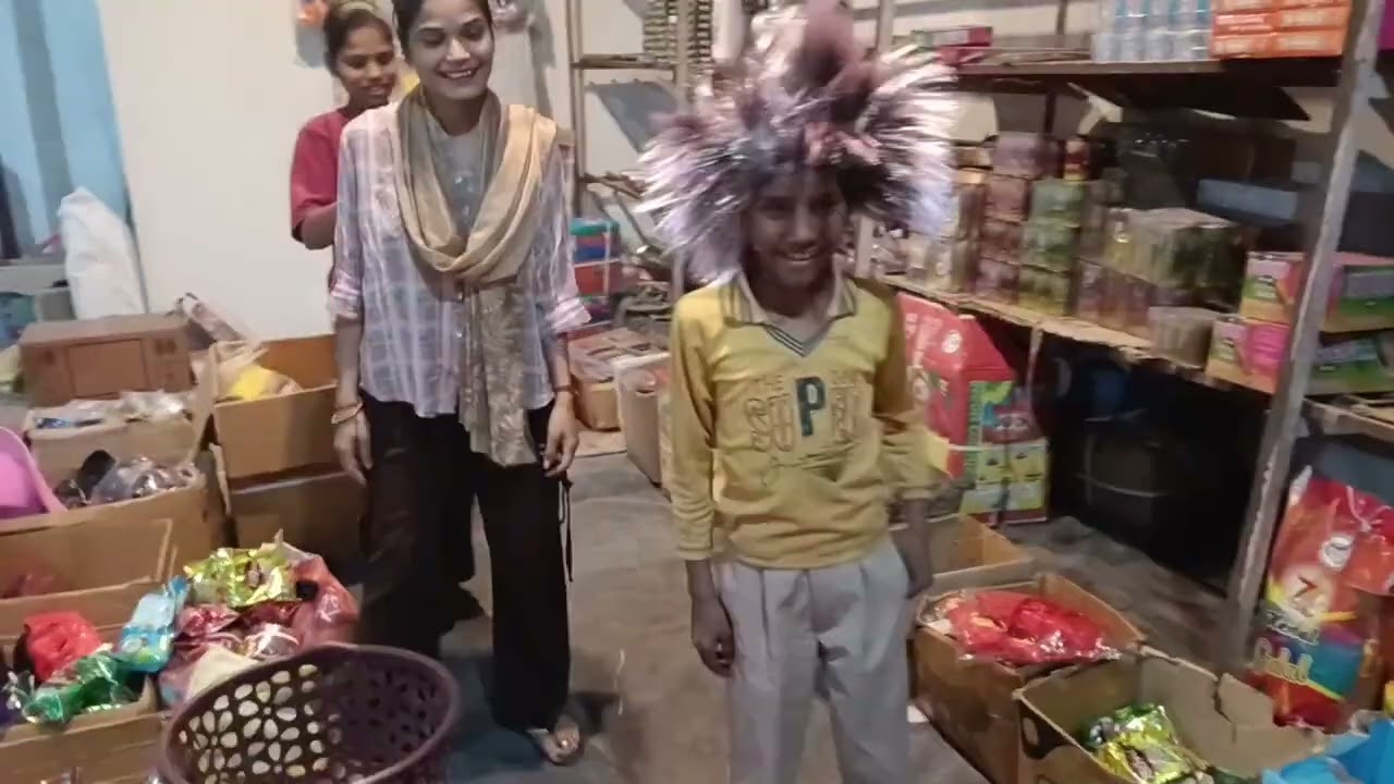 Holi ki bumper sel model Town Kirti Nagar ke gate ke theek samne 😎