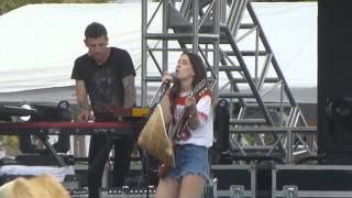 Haim - Forever (Coachella Festival, Indio CA 4/18/14)