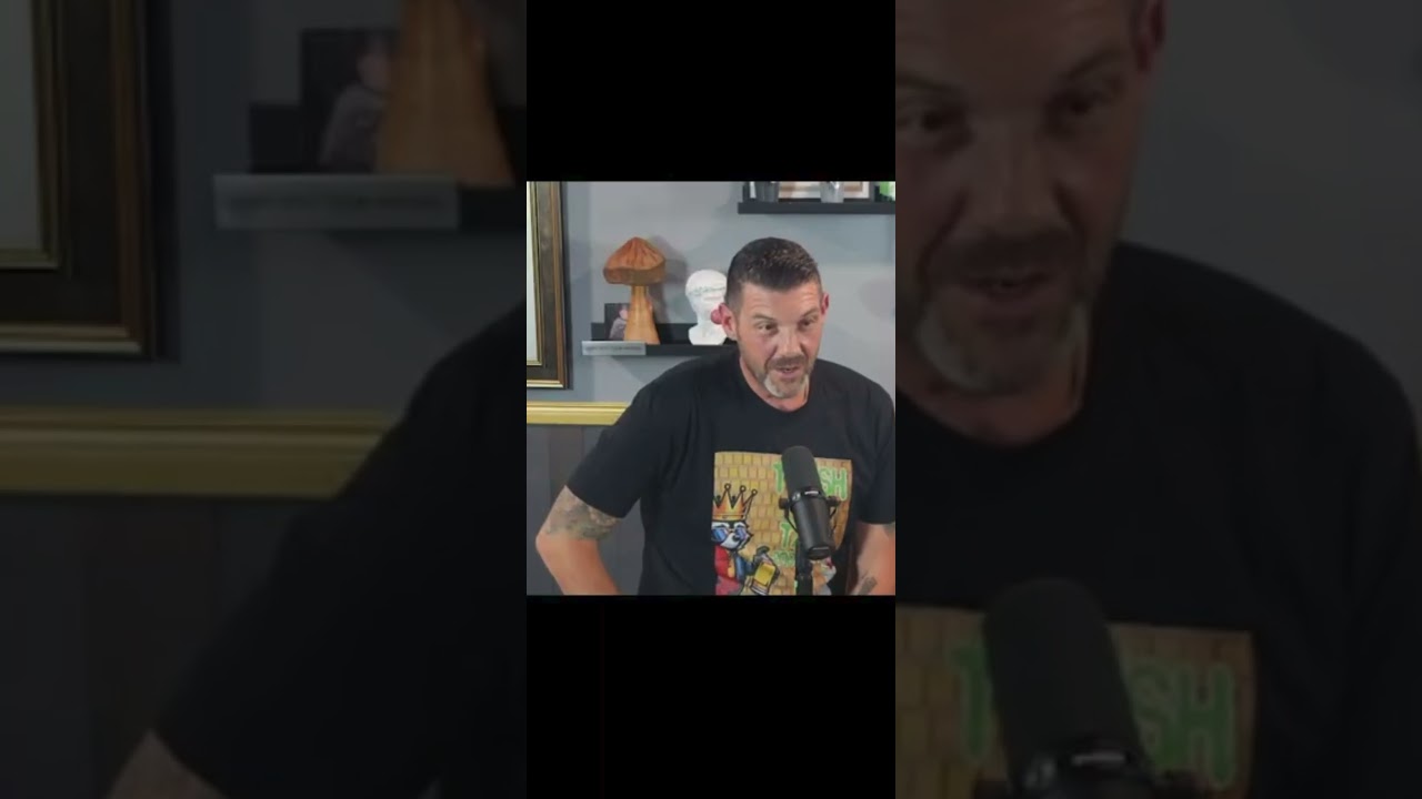 “Sanitation Worker Repels Down Sanitation Garage🧗‍♀️” 