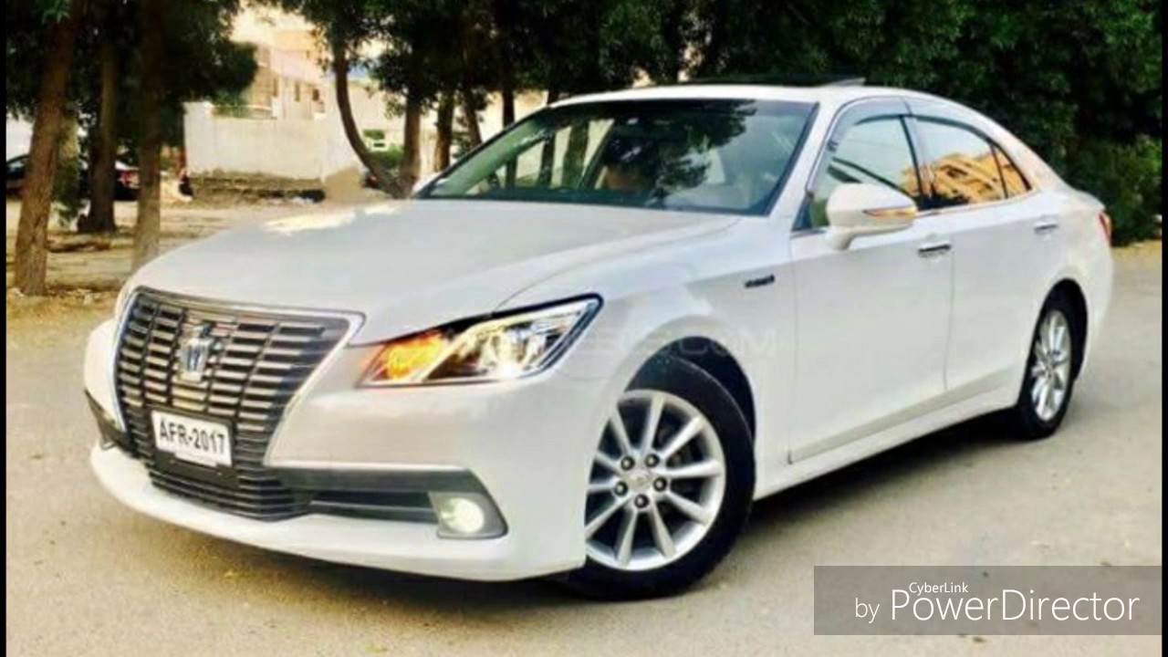 Toyota crown 2017 год